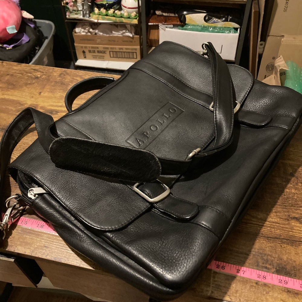 Apollo black leather briefcase/messenger bag
